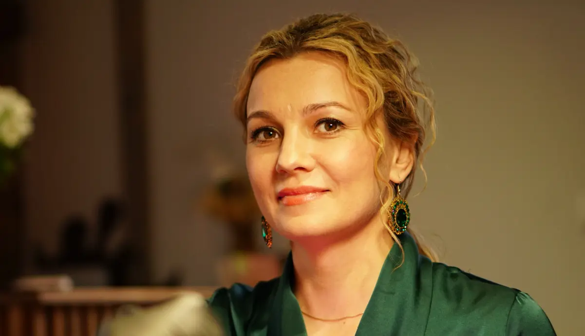 Кадр из сериала "Сокровище Королёвой Анны"