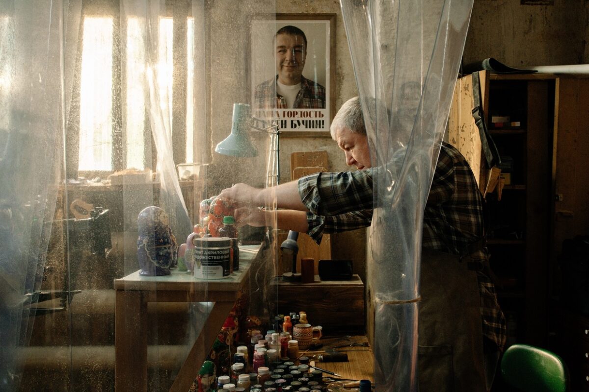 Александр Робак в сериале "Мистер ноготь"